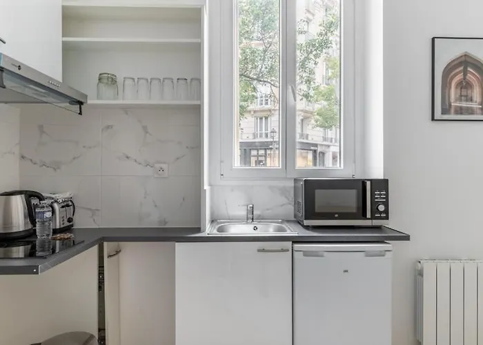 Montbrun Alesia Ii Cosy 2p דירה פריז